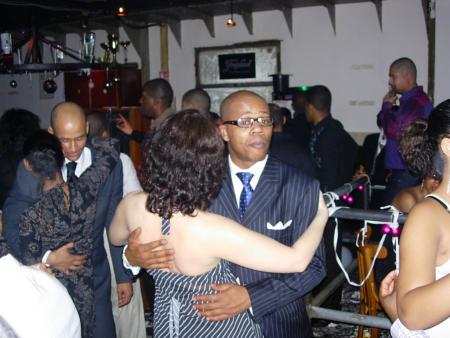 Dimanche 31/12/06 soirée privée sur le bateaux bb antilles avec Cap's fashion (avec dj lerby & dj mikey)