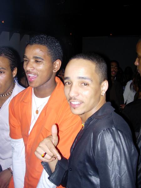 Dimanche 31/12/06 soirée privée sur le bateaux bb antilles avec Cap's fashion (avec dj lerby & dj mikey)