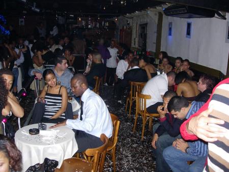 Dimanche 31/12/06 soirée privée sur le bateaux bb antilles avec Cap's fashion (avec dj lerby & dj mikey)