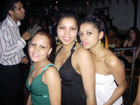 Dimanche 31/12/06 soirée privée sur le bateaux bb antilles avec Cap's fashion (avec dj lerby & dj mikey)