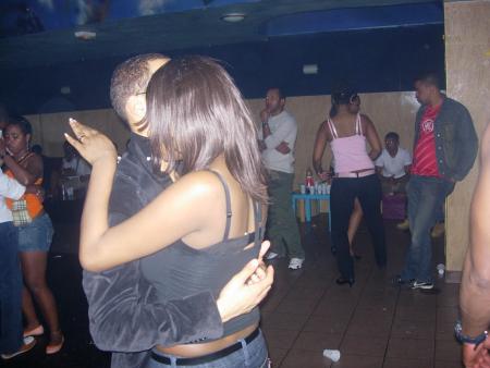 caps sisteme soiree tropical