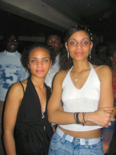 cap's fashion present mika ( linda bo é )