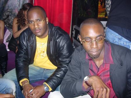 cap's fashion present mika ( linda bo é )