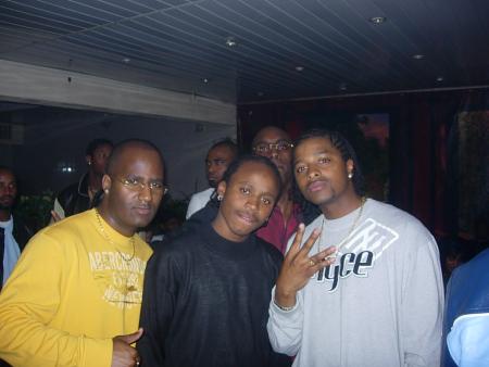 cap's fashion present mika ( linda bo é )