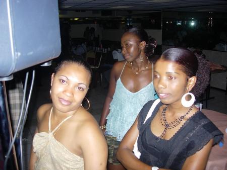 maisa e mika a la soiree a la villete